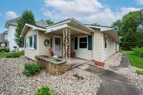 Tiny photo for 418 N 2nd Street, Decatur, IN 46733 (MLS # 202635287)
