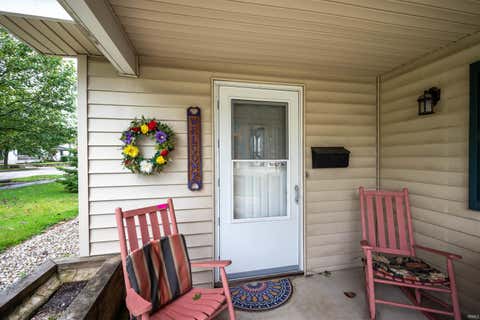 Tiny photo for 418 N 2nd Street, Decatur, IN 46733 (MLS # 202635287)