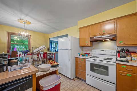 Tiny photo for 418 N 2nd Street, Decatur, IN 46733 (MLS # 202635287)