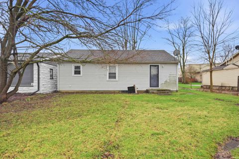 Tiny photo for 116 E Andover Avenue, Muncie, IN 47303 (MLS # 202608954)