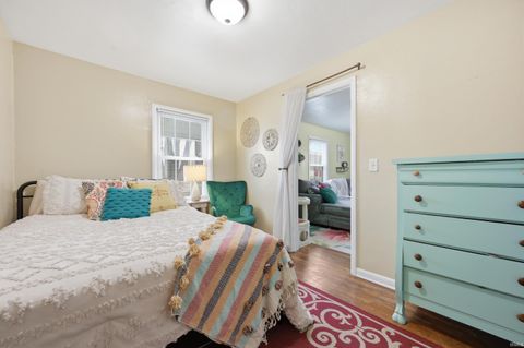 Tiny photo for 116 E Andover Avenue, Muncie, IN 47303 (MLS # 202608954)