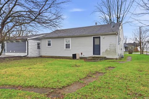 Tiny photo for 116 E Andover Avenue, Muncie, IN 47303 (MLS # 202608954)