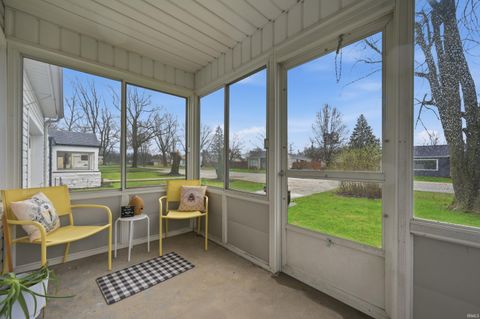 Tiny photo for 116 E Andover Avenue, Muncie, IN 47303 (MLS # 202608954)