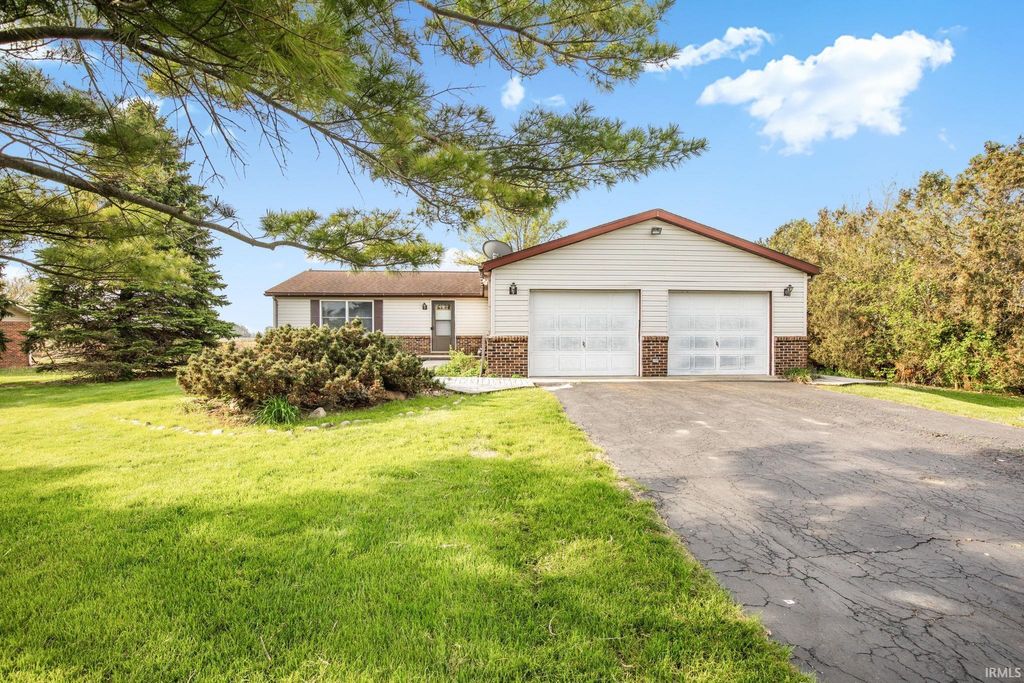 Photo of 3591 W 300 S Road, Tipton, IN 46072 (MLS # 202615057)