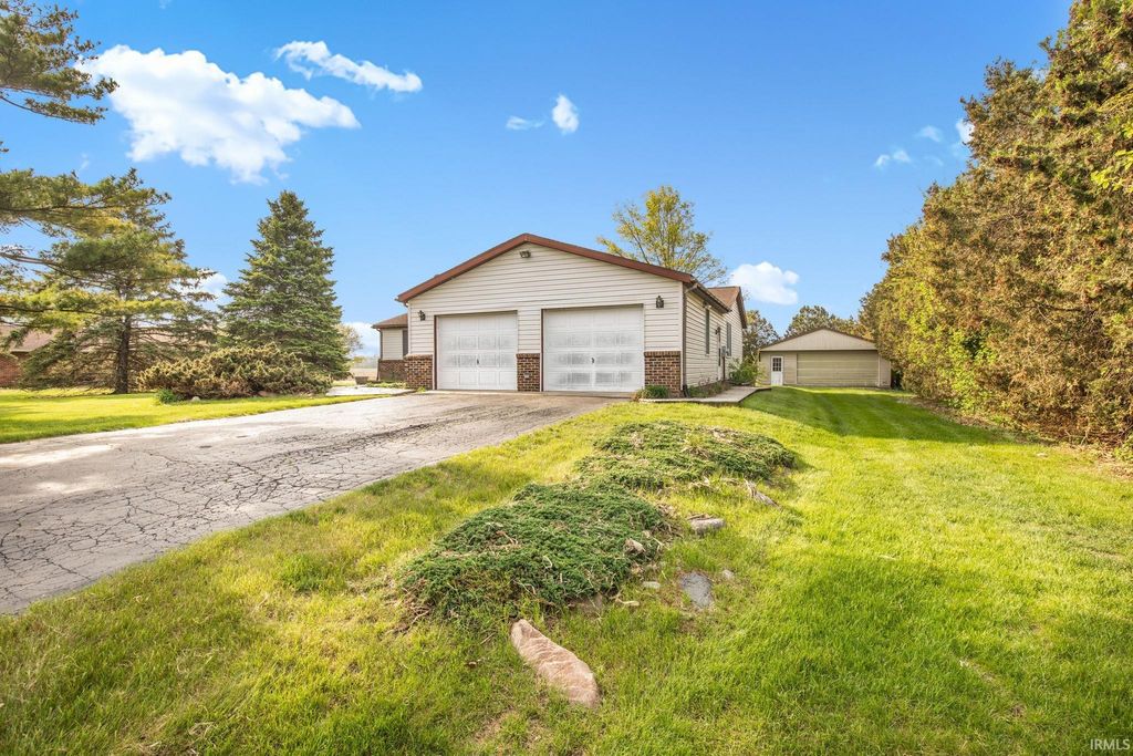 Photo of 3591 W 300 S Road, Tipton, IN 46072 (MLS # 202615057)