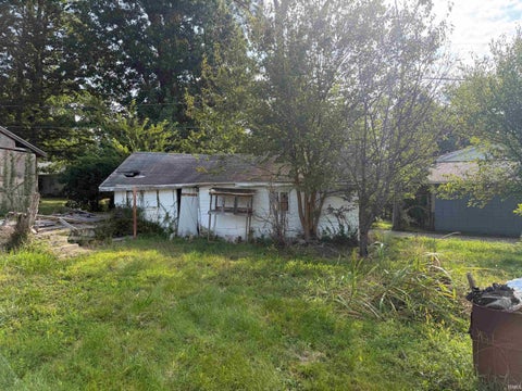 Photo of 522 U Street, Bedford, IN 47421 (MLS # 202638789)