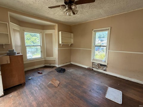 Tiny photo for 522 U Street, Bedford, IN 47421 (MLS # 202638789)
