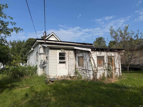 Tiny photo for 522 U Street, Bedford, IN 47421 (MLS # 202638789)