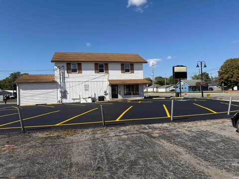 Tiny photo for 1501 E Markland Avenue, Kokomo, IN 46902 (MLS # 202540917)