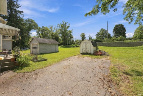 Tiny photo for 2189 Westbrook Drive, Fort Wayne, IN 46805 (MLS # 202637944)