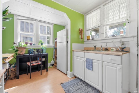 Tiny photo for 2189 Westbrook Drive, Fort Wayne, IN 46805 (MLS # 202637944)