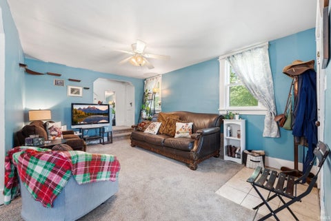 Tiny photo for 2189 Westbrook Drive, Fort Wayne, IN 46805 (MLS # 202637944)