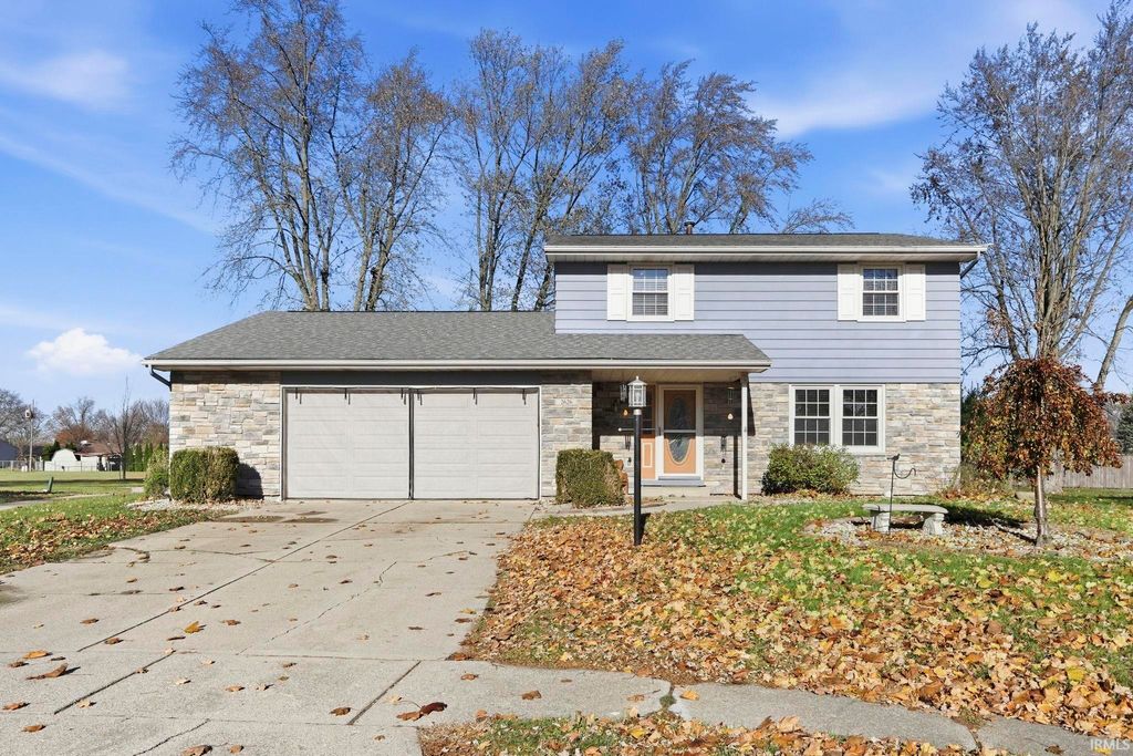 Photo of 2626 Darwood Grove, New Haven, IN 46774 (MLS # 202545875)