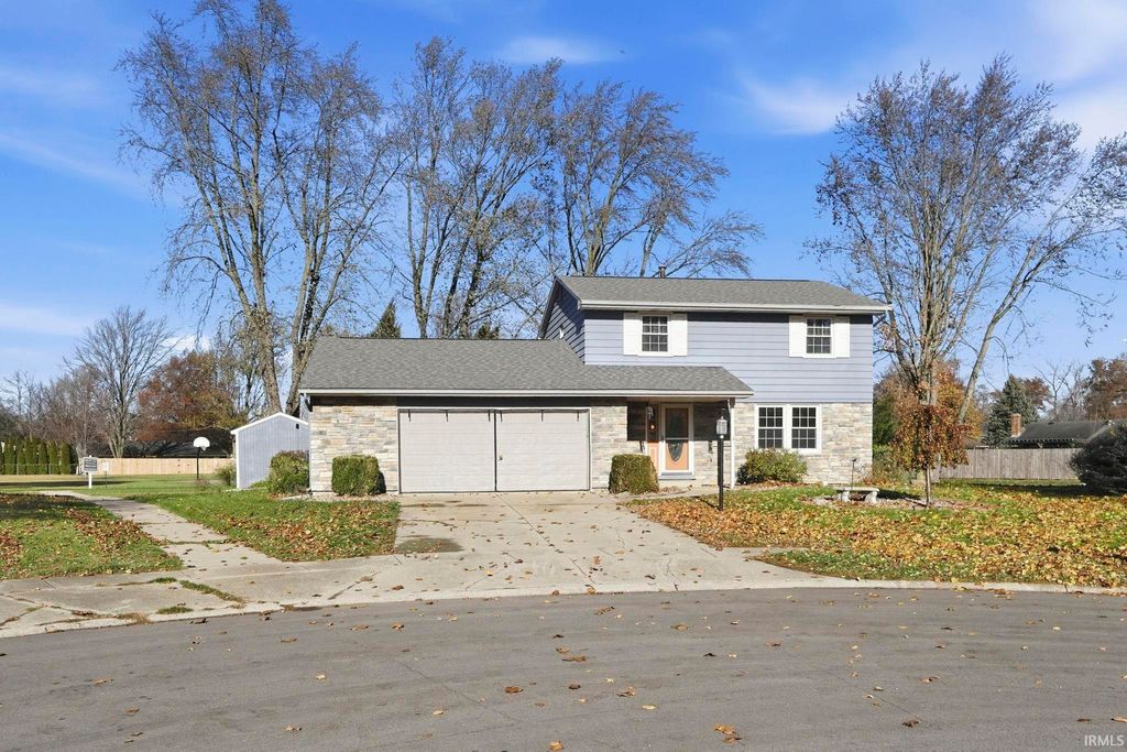 Photo of 2626 Darwood Grove, New Haven, IN 46774 (MLS # 202545875)