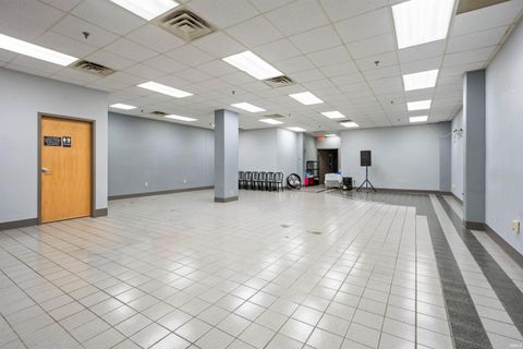 Tiny photo for 700 E Firmin Street, Kokomo, IN 46902 (MLS # 202523789)