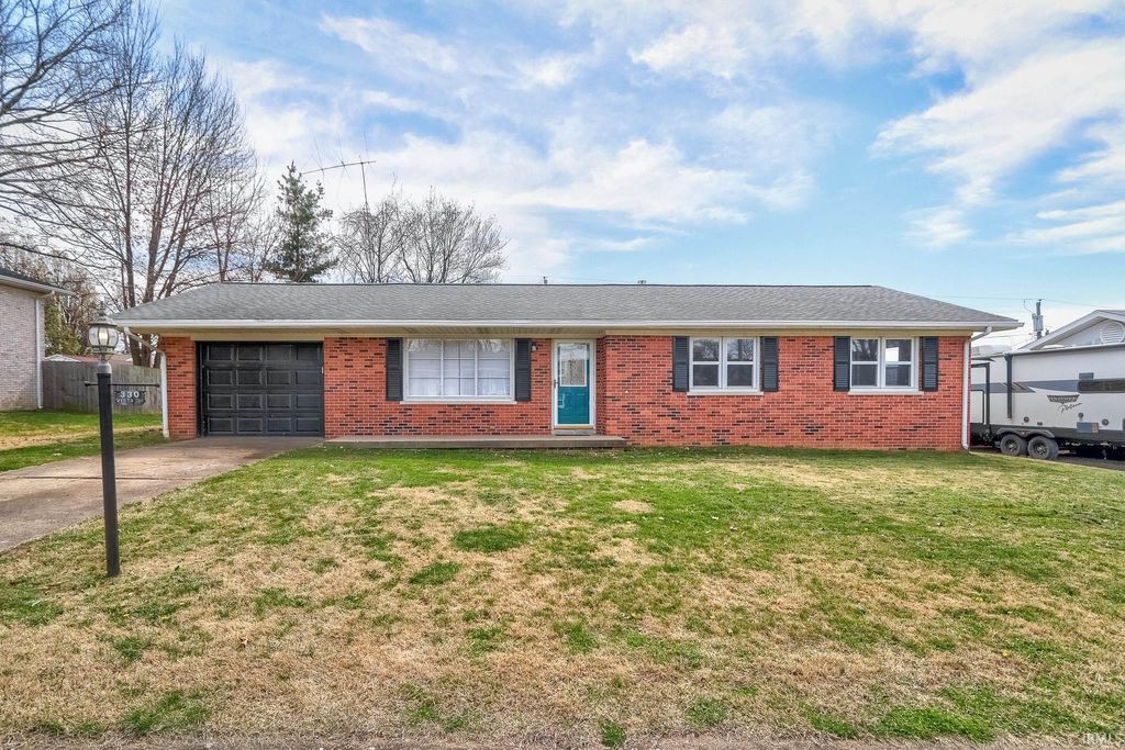 Photo of 330 Vista Drive, Mount Vernon, IN 47620 (MLS # 202609967)