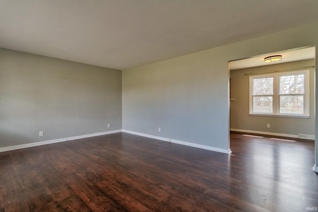 Photo of 330 Vista Drive, Mount Vernon, IN 47620 (MLS # 202609967)