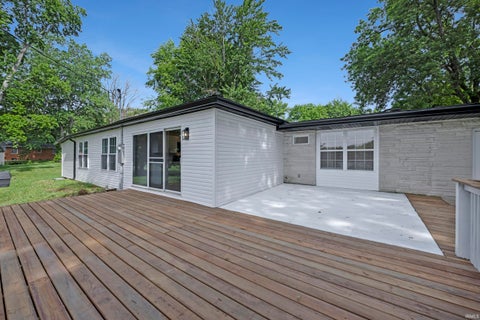 Tiny photo for 6500 Plainview Drive, Evansville, IN 47720 (MLS # 202620459)