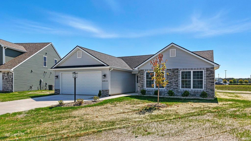 Photo of 4815 Windrow Way, Fort Wayne, IN 46818 (MLS # 202549392)