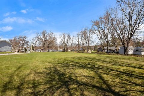 Photo of Parses Road #4, Monticello, IN 47960 (MLS # 202609971)