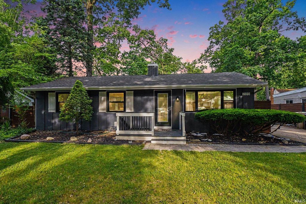 Photo of 203 Wildemere Drive, South Bend, IN 46615 (MLS # 202622633)