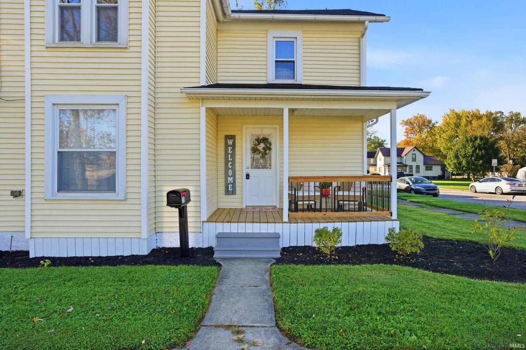 Photo of 315 W Edgerton Street, Garrett, IN 46738 (MLS # 202643404)