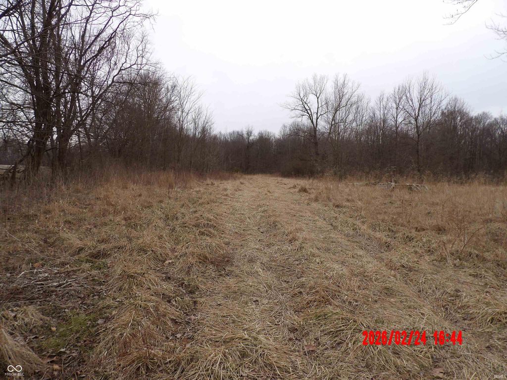 Photo of 6850 W County Road 25 S Road, Greencastle, IN 46135 (MLS # 202608937)