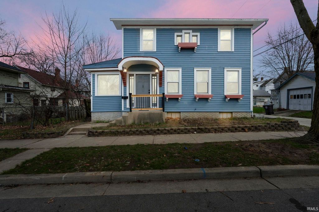 Photo of 314 W Wildwood Avenue, Fort Wayne, IN 46807 (MLS # 202604113)