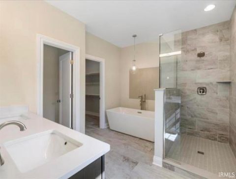 Tiny photo for 600 Whitetail Court, Evansville, IN 47711 (MLS # 202612769)