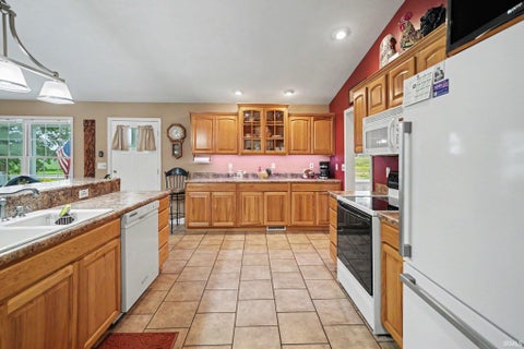 Tiny photo for 29927 State Road 4 Road, North Liberty, IN 46554 (MLS # 202637920)