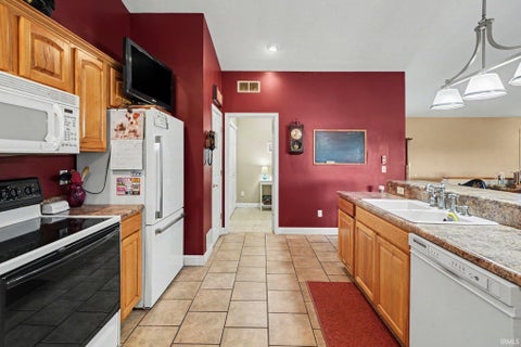 Tiny photo for 29927 State Road 4 Road, North Liberty, IN 46554 (MLS # 202637920)