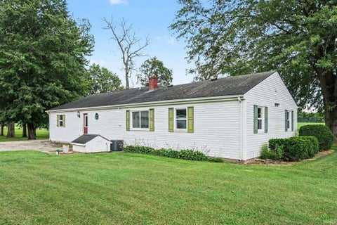 Tiny photo for 29927 State Road 4 Road, North Liberty, IN 46554 (MLS # 202637920)