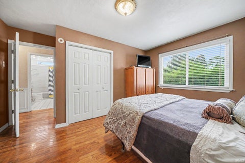 Tiny photo for 29927 State Road 4 Road, North Liberty, IN 46554 (MLS # 202637920)