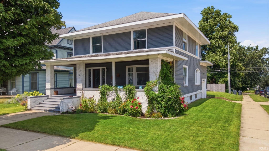 Photo of 101 W Michigan Street, New Carlisle, IN 46552 (MLS # 202633165)