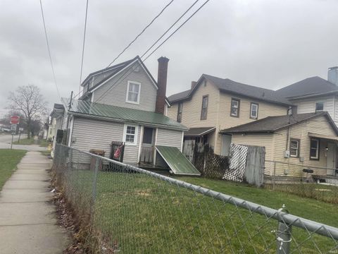 Tiny photo for 1630 E Market Street, Logansport, IN 46947 (MLS # 202608558)