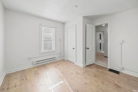 Tiny photo for 2215 N 18Th Street, Lafayette, IN 47904 (MLS # 202542985)