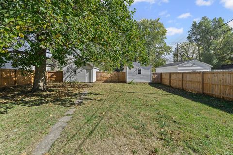 Tiny photo for 2215 N 18Th Street, Lafayette, IN 47904 (MLS # 202542985)