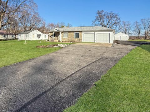 1832 E 800 N West Lafayette IN 47906