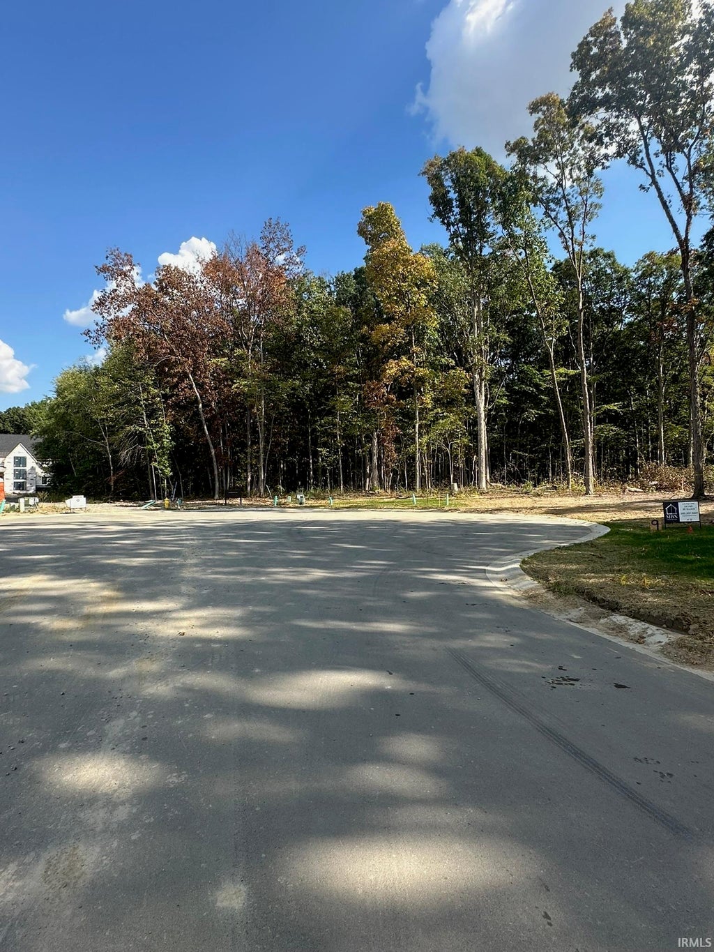 Photo of 14570 Magnolia Run Parkway, Fort Wayne, IN 46845 (MLS # 202644573)