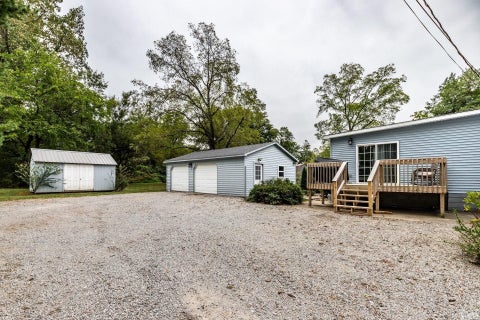 Tiny photo for 12641 Browning Road, Evansville, IN 47725 (MLS # 202639612)