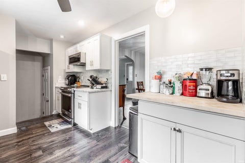Tiny photo for 12641 Browning Road, Evansville, IN 47725 (MLS # 202639612)
