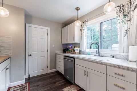 Tiny photo for 12641 Browning Road, Evansville, IN 47725 (MLS # 202639612)