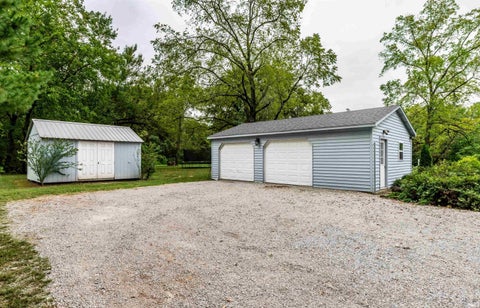 Tiny photo for 12641 Browning Road, Evansville, IN 47725 (MLS # 202639612)