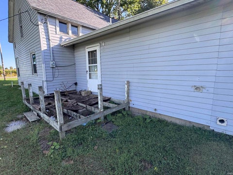 Tiny photo for 7089 W State Road 16, Royal Center, IN 46978 (MLS # 202637890)