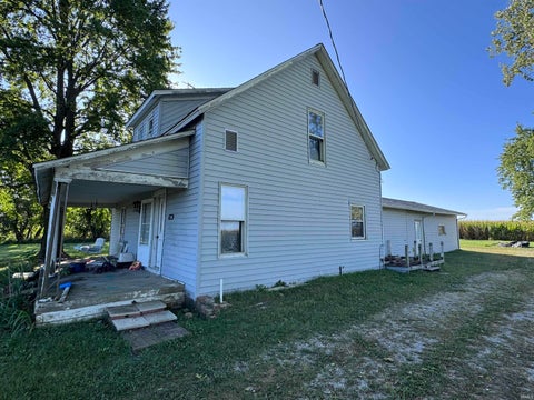 Tiny photo for 7089 W State Road 16, Royal Center, IN 46978 (MLS # 202637890)