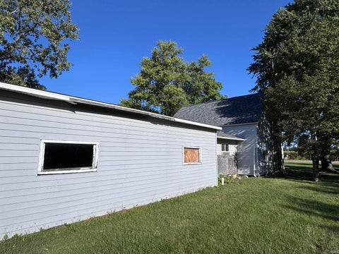 Tiny photo for 7089 W State Road 16, Royal Center, IN 46978 (MLS # 202637890)