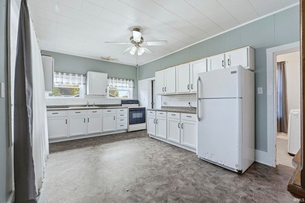 Photo of 2160 E 800 Road, Columbia City, IN 46725 (MLS # 202601424)