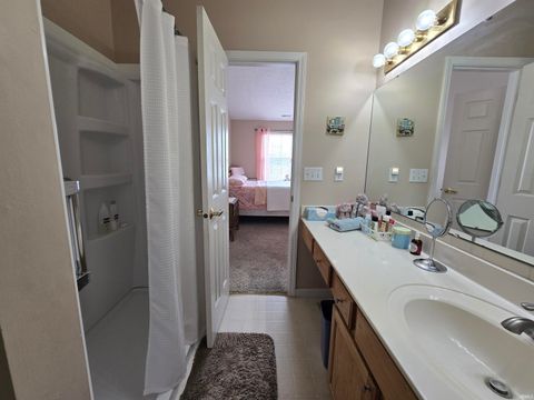 Tiny photo for 3333 WEATHERED ROCK Circle, Kokomo, IN 46902 (MLS # 202604418)