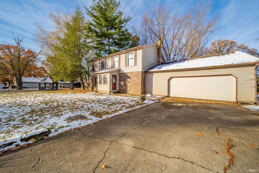 Photo of 1509 N Buckeye Road, Muncie, IN 47304 (MLS # 202546938)