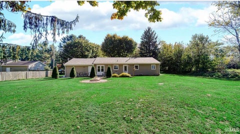 Tiny photo for 11191 Dragoon Trail, Mishawaka, IN 46544 (MLS # 202643722)